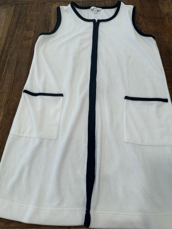 Charter Club Other - White Sleeveless Zip Front Robe with black Trim
